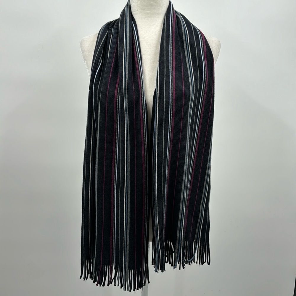 Roundtree & Yorke Striped Fringed Scarf